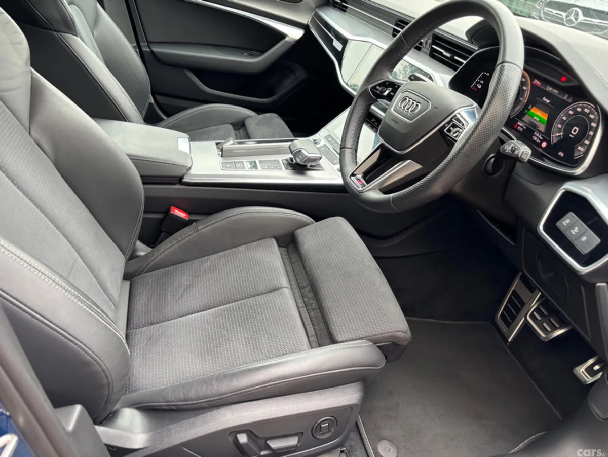 Audi A6 Estate, Petrol Plug-in Hybrid, 2024, Blue