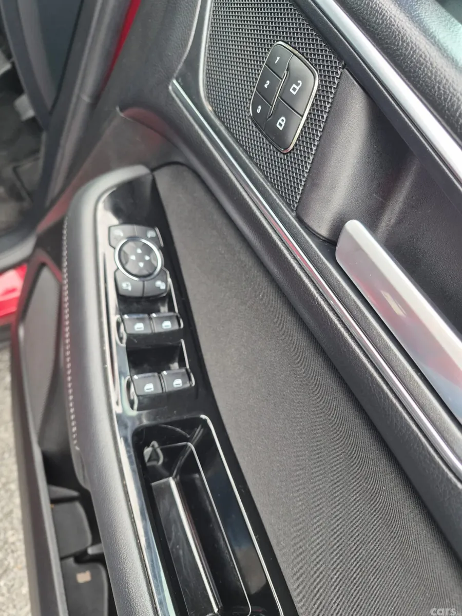 Ford Galaxy MPV, Diesel, 2019, Red