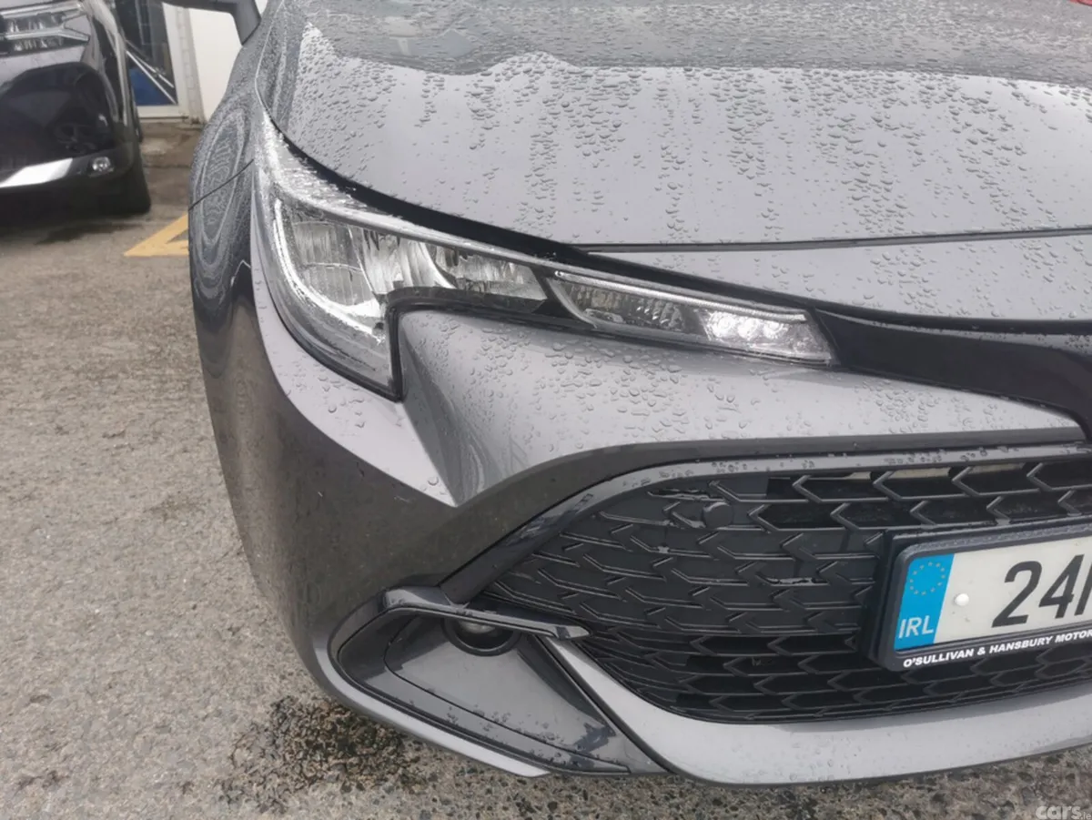 Toyota Corolla Estate, Petrol Hybrid, 2024, Grey