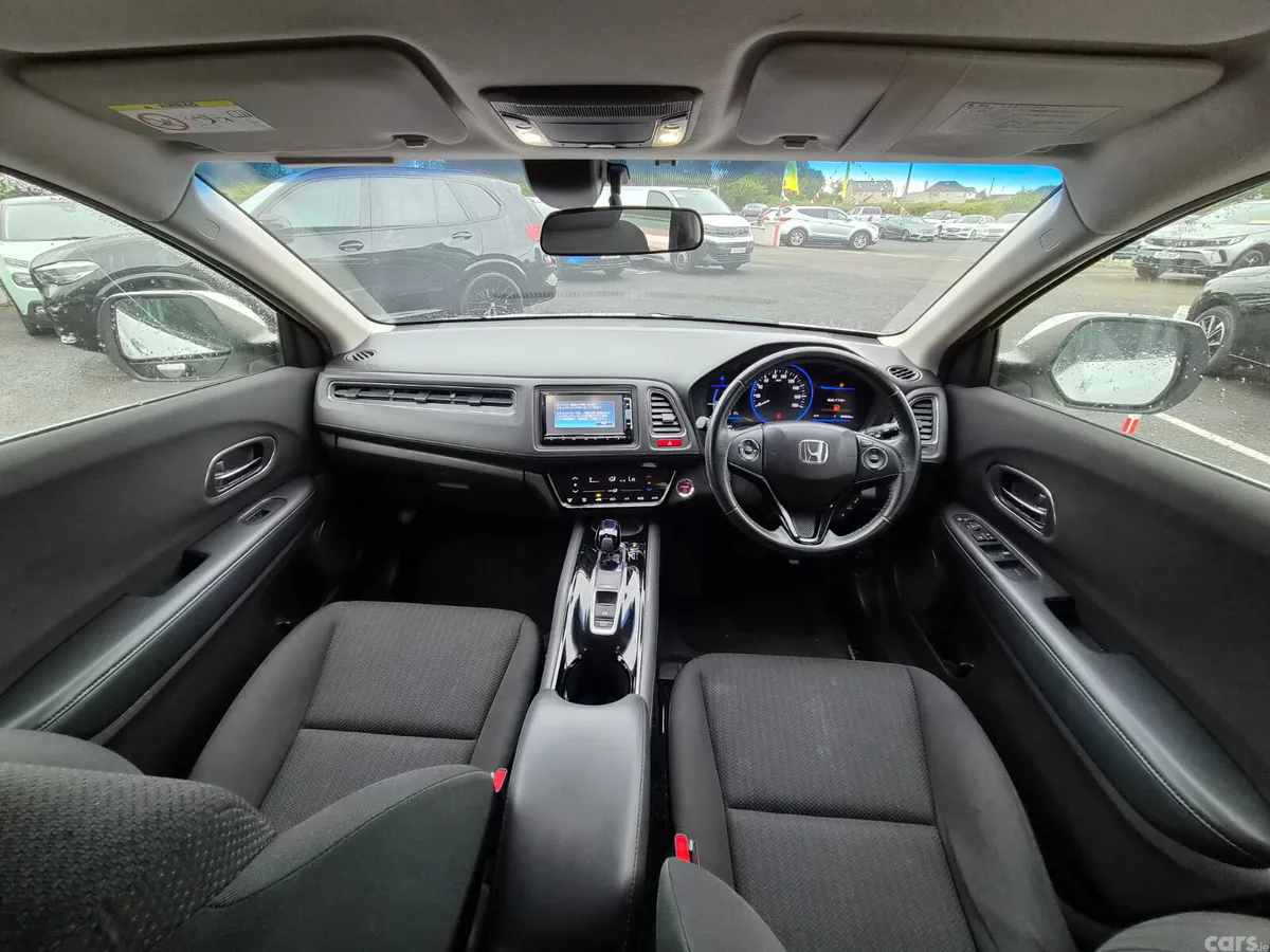 Honda Vezel SUV, Petrol Hybrid, 2014, White