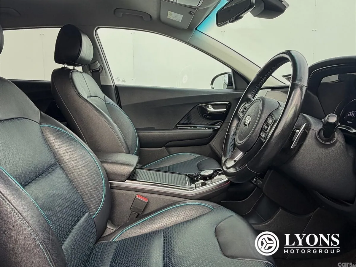 Kia e-Niro Hatchback, Electric, 2021, Blue