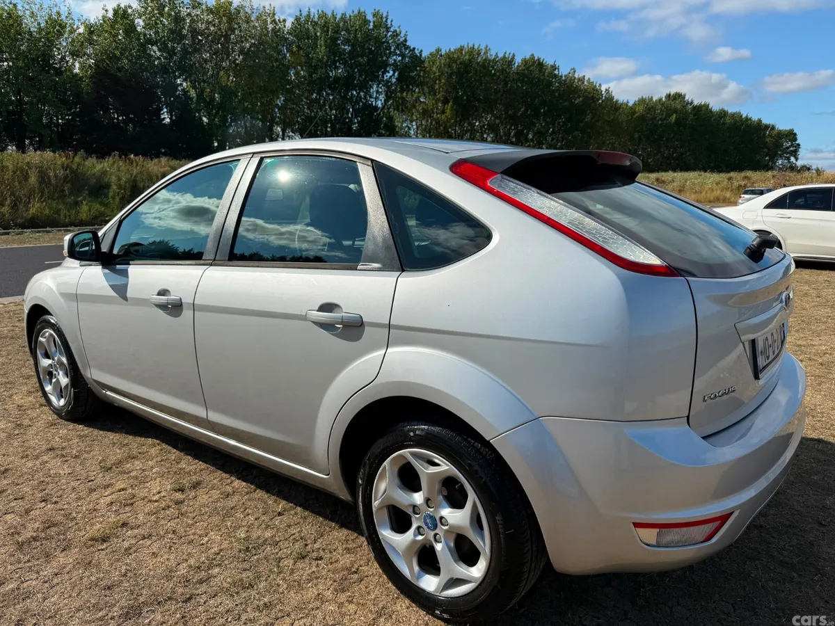 Ford Focus Hatchback, Diesel, 2010, Silver