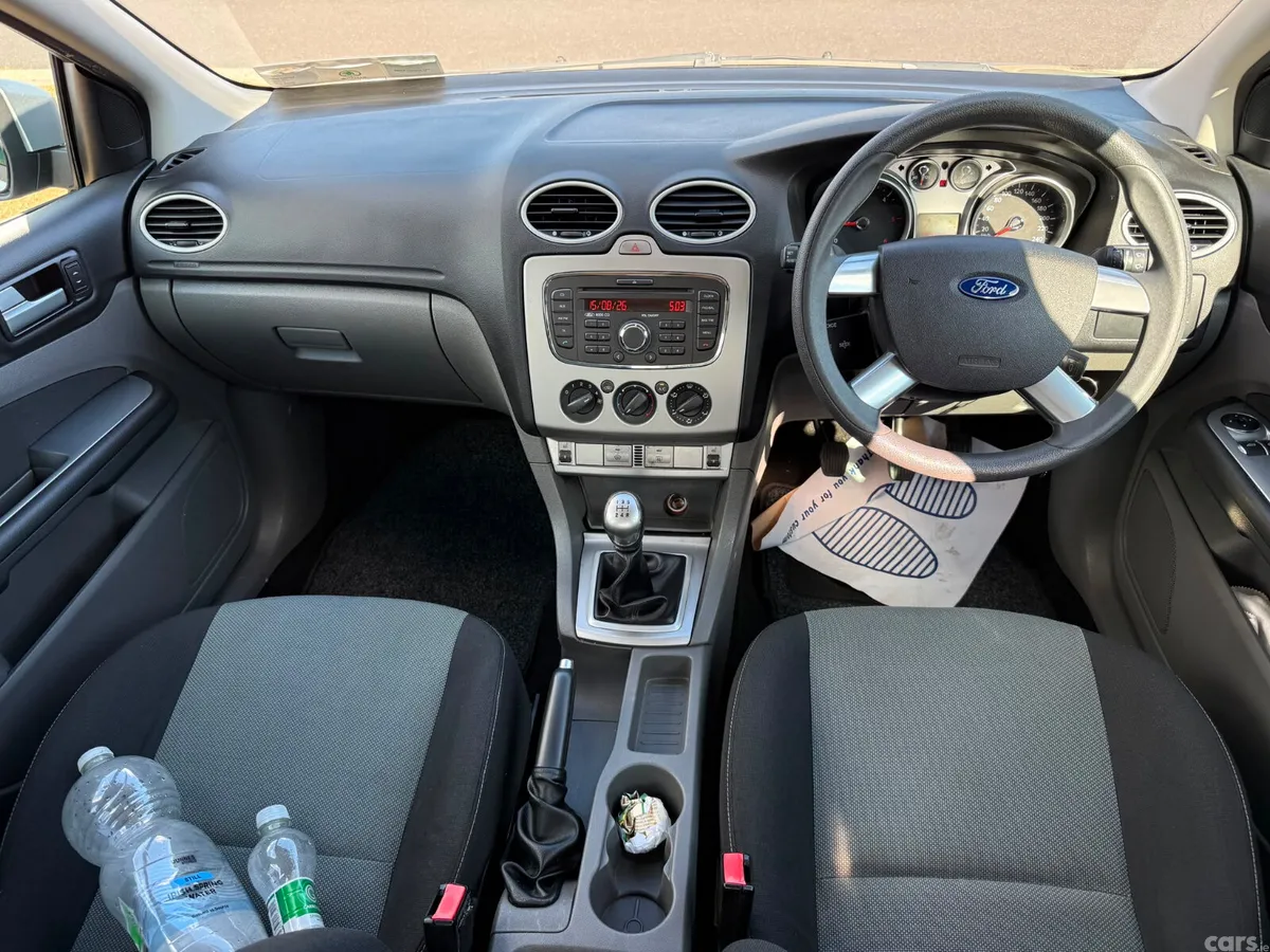 Ford Focus Hatchback, Diesel, 2010, Silver
