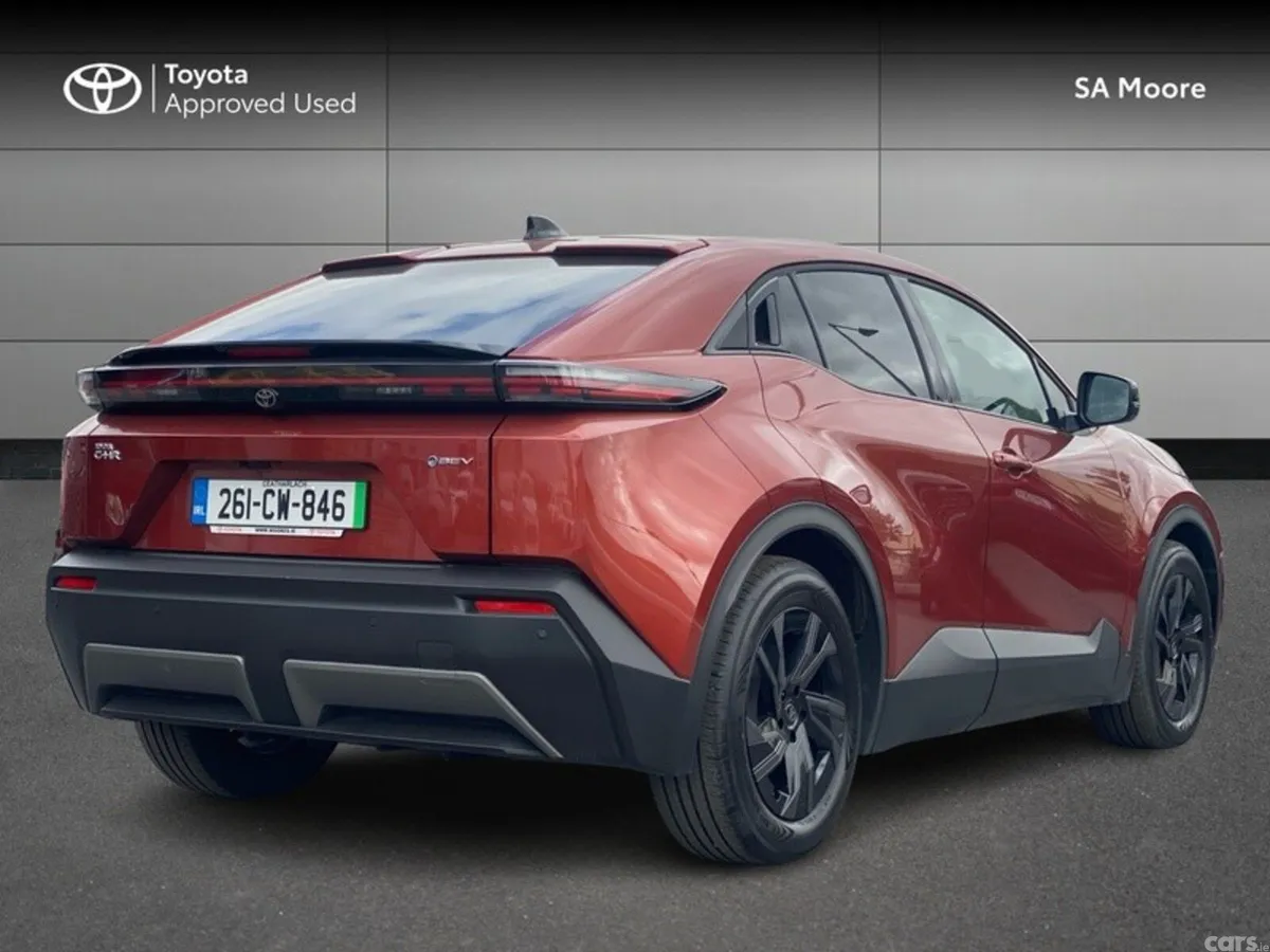 Toyota C-HR Estate, Electric, 2026, Brown