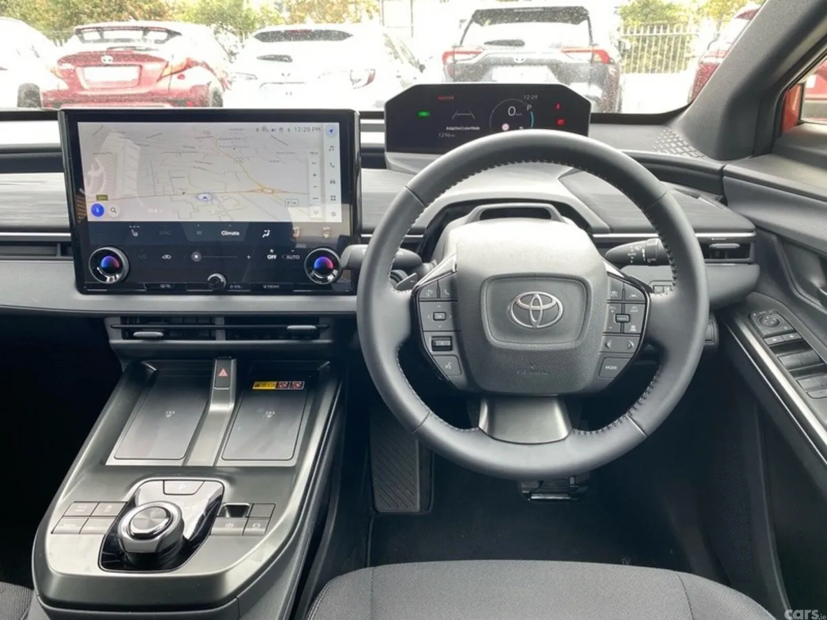 Toyota C-HR Estate, Electric, 2026, Brown