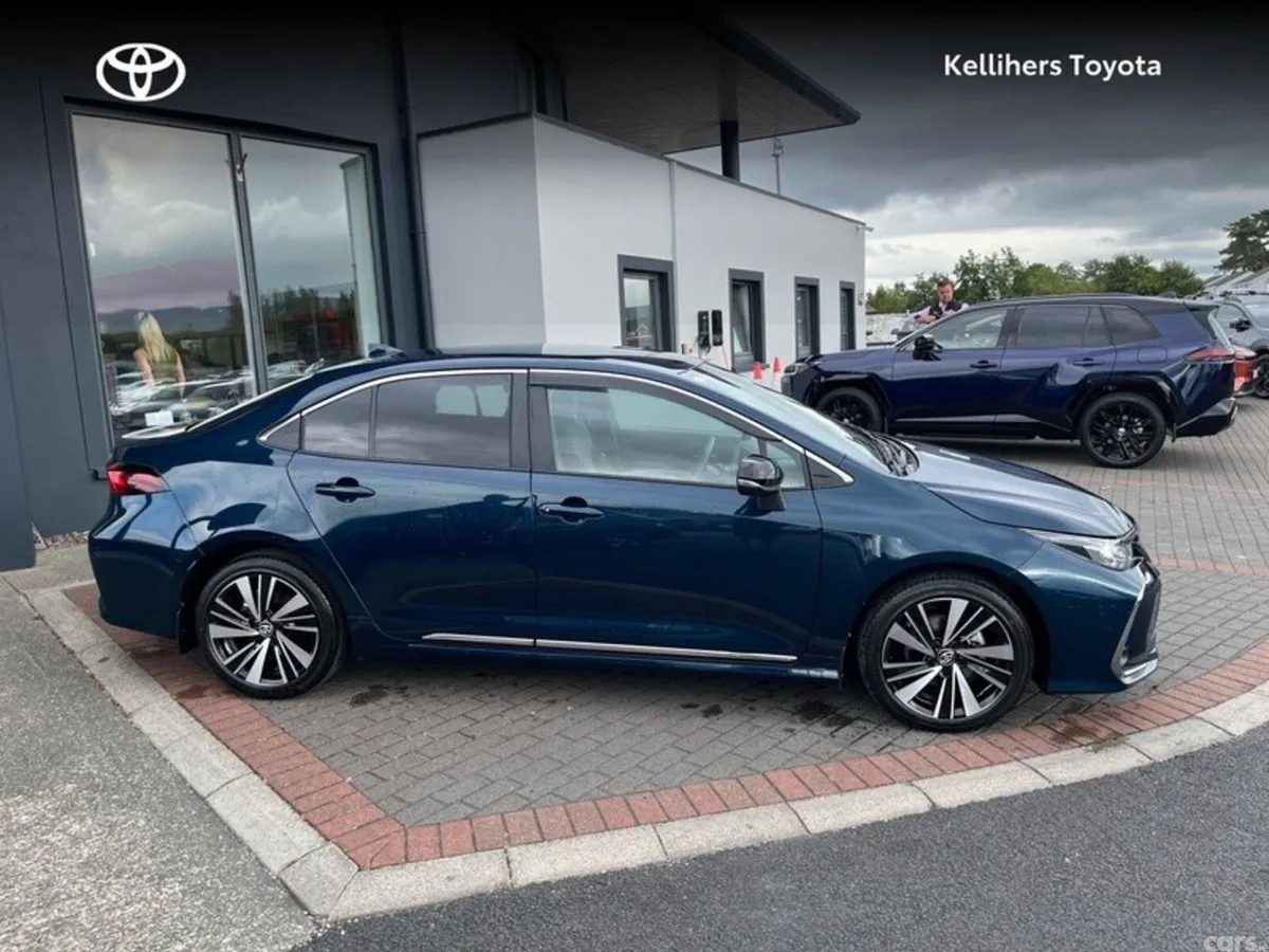 Toyota Corolla Saloon, Petrol Hybrid, 2026, Blue