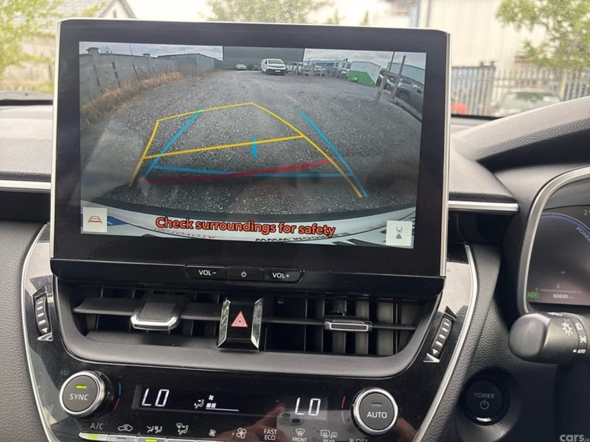 Toyota Corolla Cross Hatchback, Petrol Hybrid, 2025, White