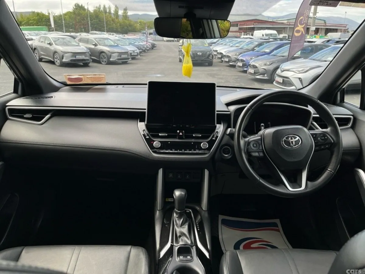 Toyota Corolla Cross Hatchback, Petrol Hybrid, 2023, Grey