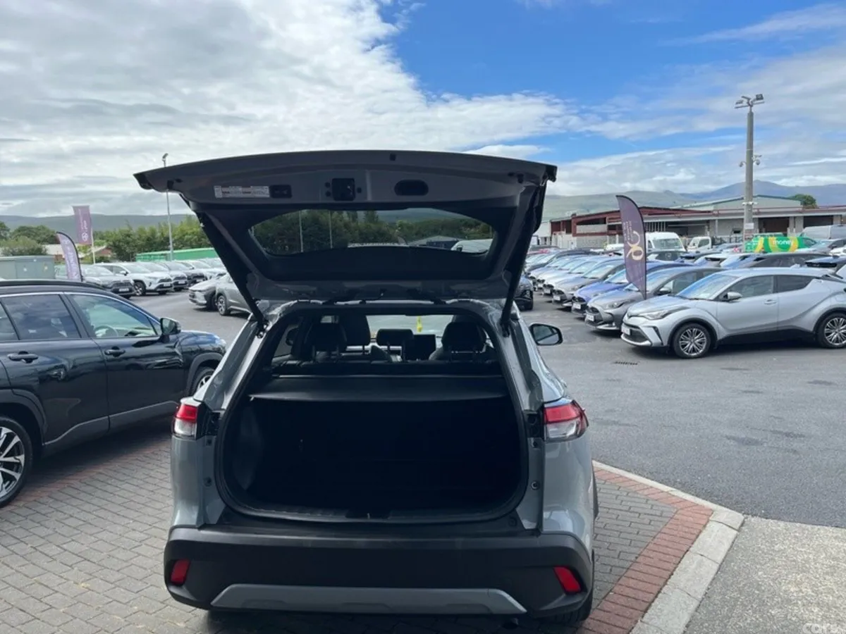 Toyota Corolla Cross Hatchback, Petrol Hybrid, 2023, Grey