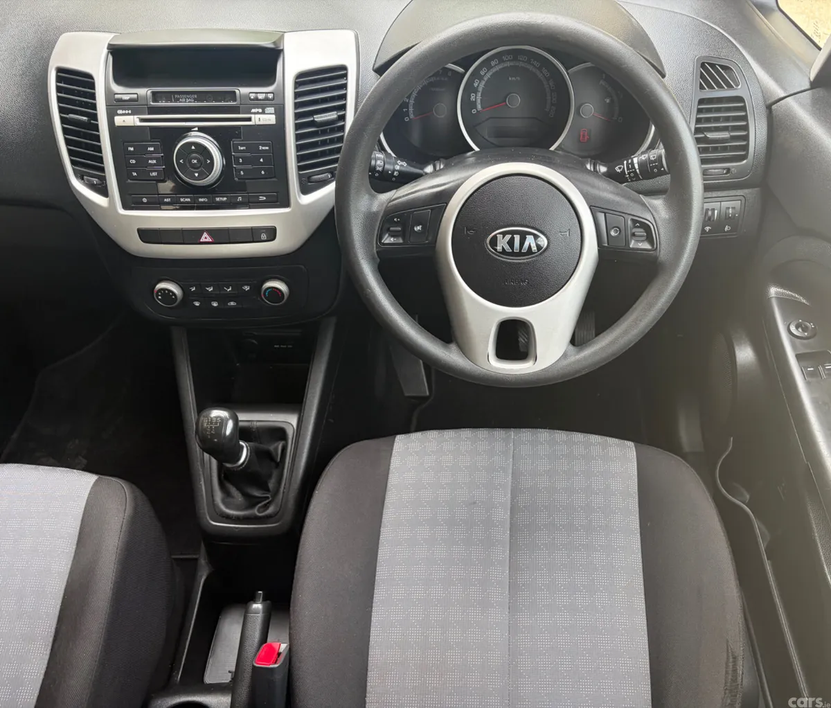 Kia Venga MPV, Petrol, 2019, Grey