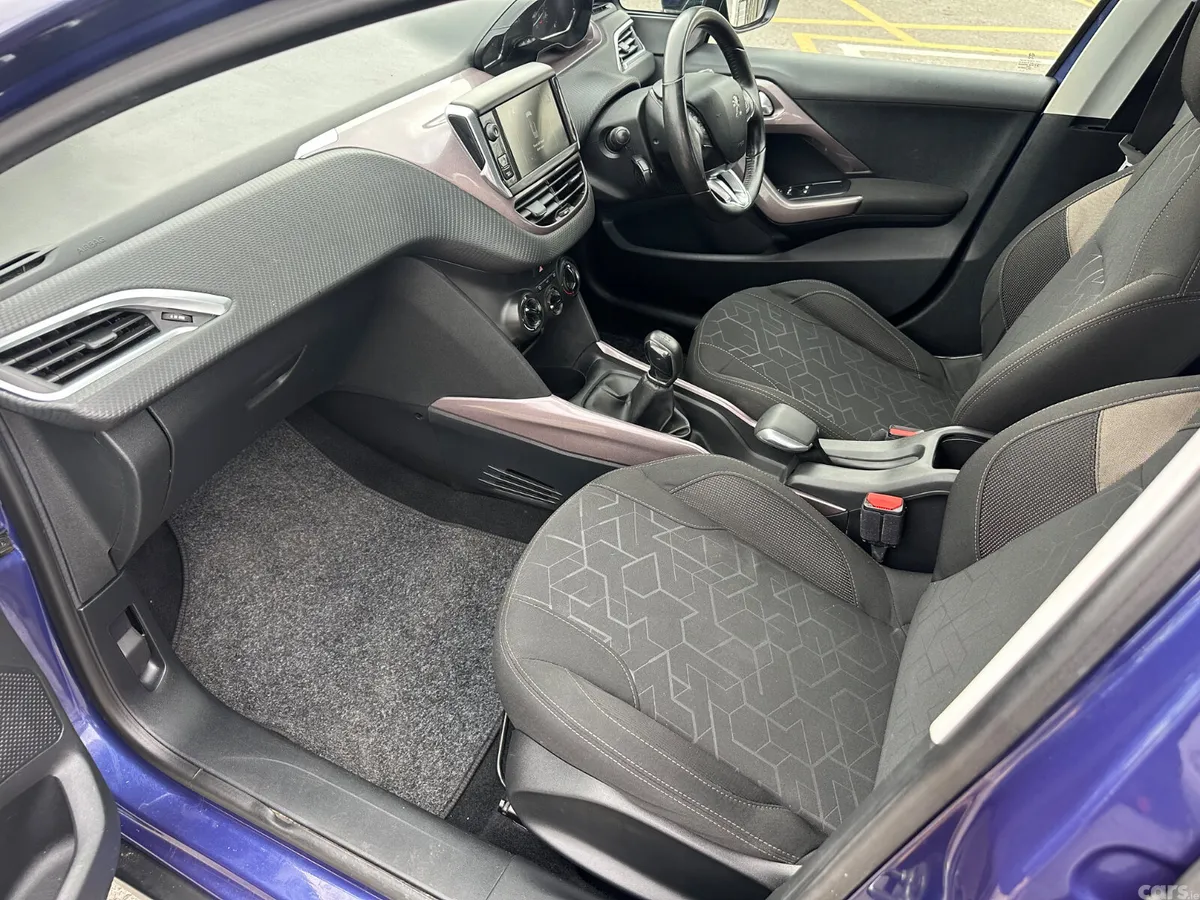 Peugeot 2008 SUV, Diesel, 2015, Blue
