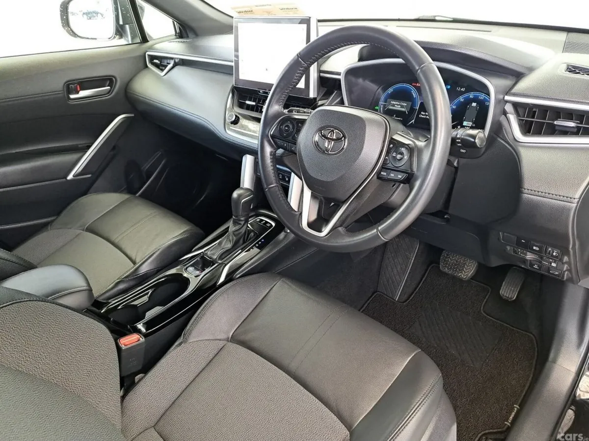 Toyota Corolla Cross SUV, Petrol Hybrid, 2023, Black