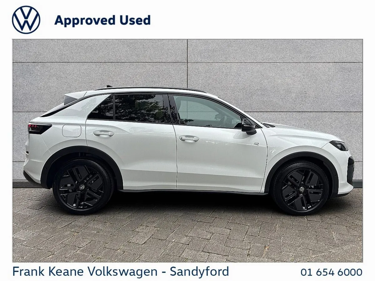 Volkswagen T-Roc SUV, Petrol, 2027, White