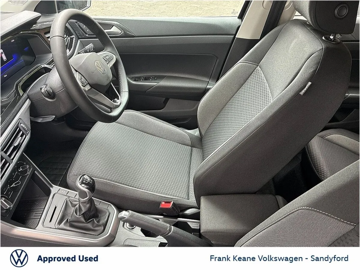 Volkswagen Polo Hatchback, Petrol, 2027, Black