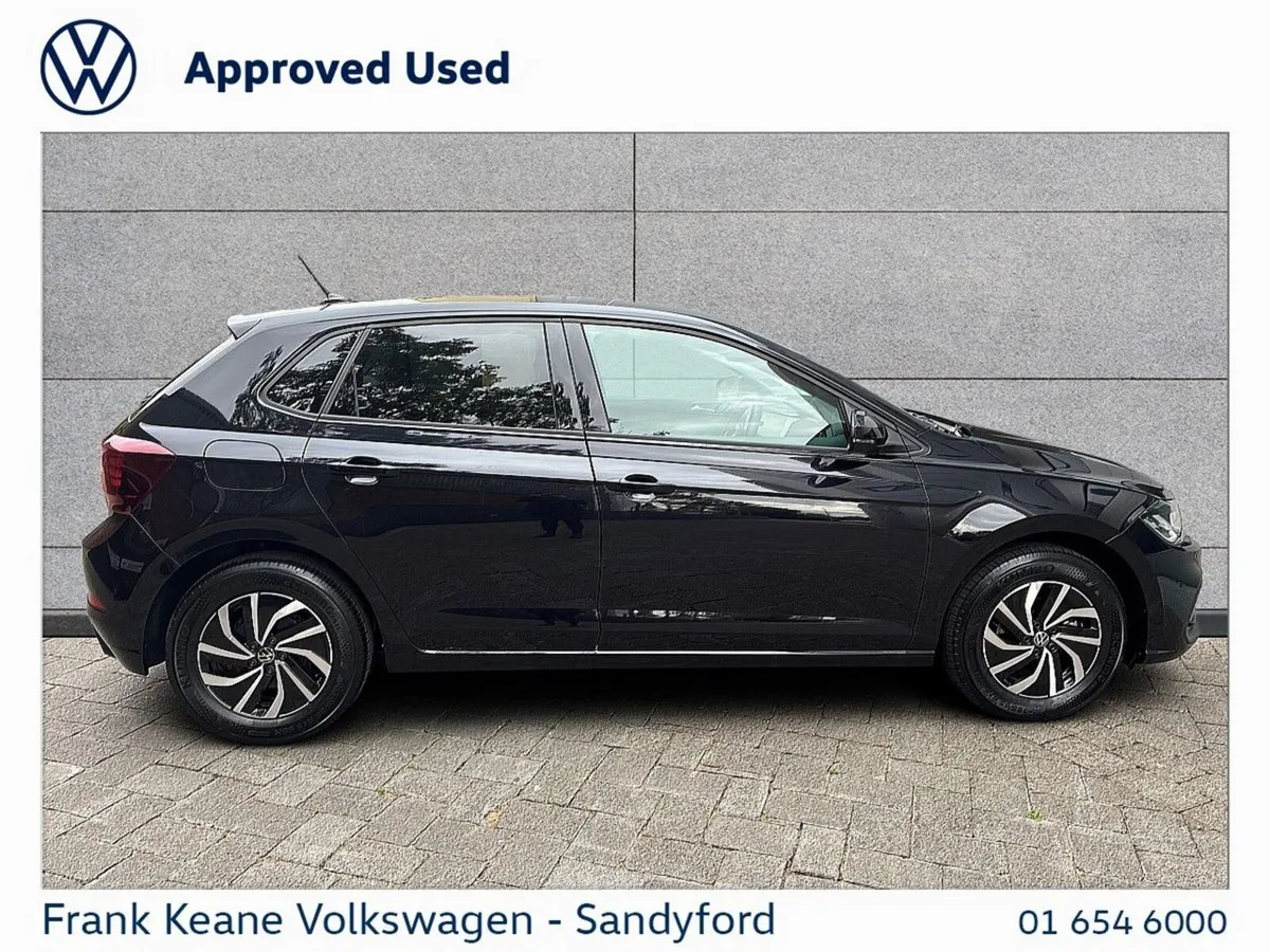 Volkswagen Polo Hatchback, Petrol, 2027, Black