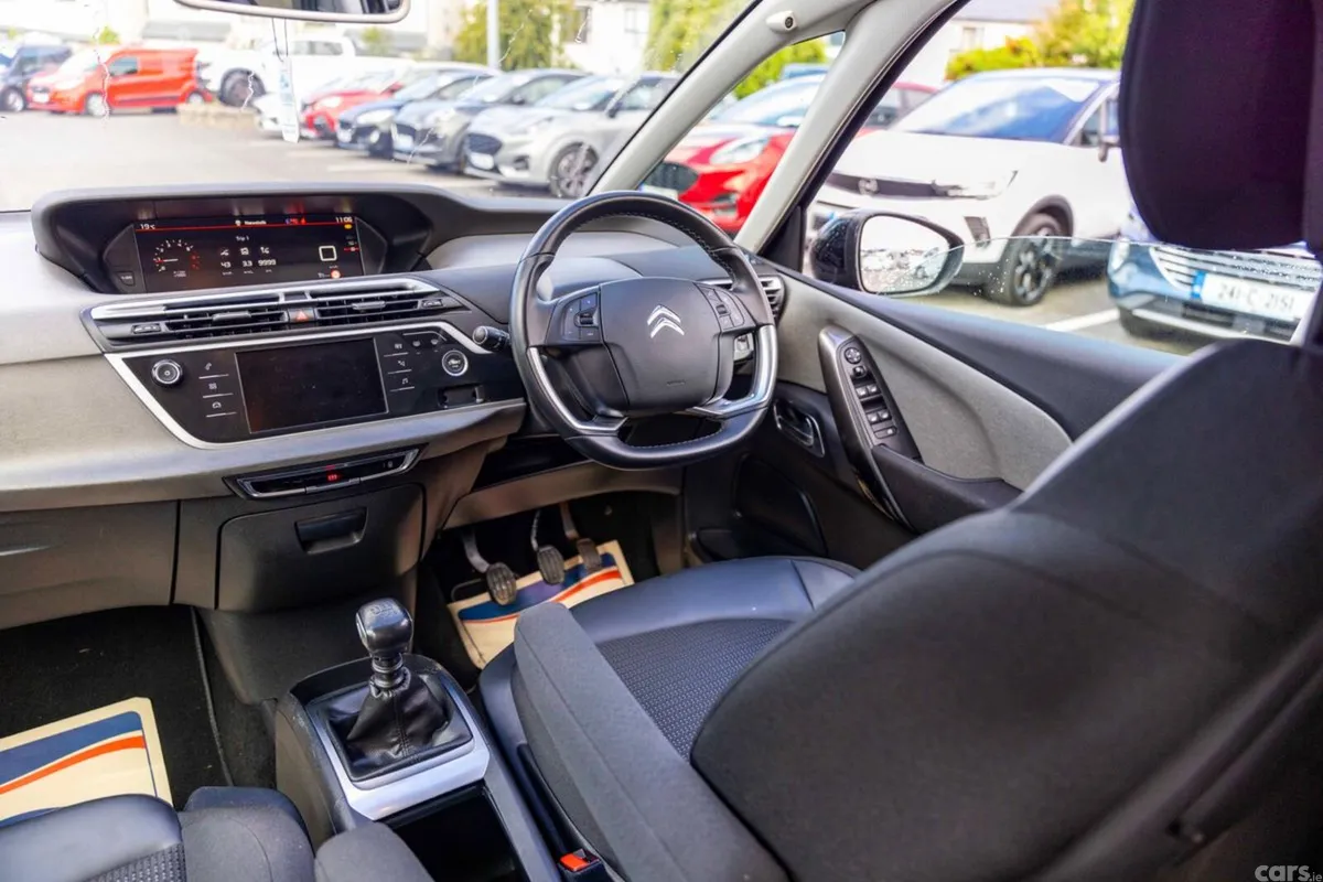 Citroen Grand C4 Spacetourer MPV, Diesel, 2022, Black