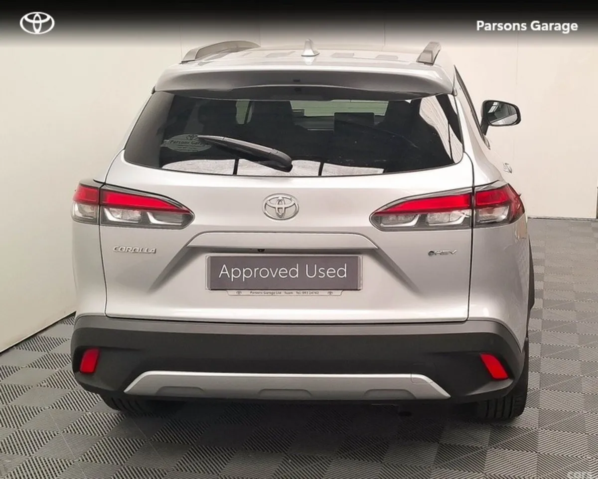 Toyota Corolla Cross Hatchback, Petrol Hybrid, 2024, Silver