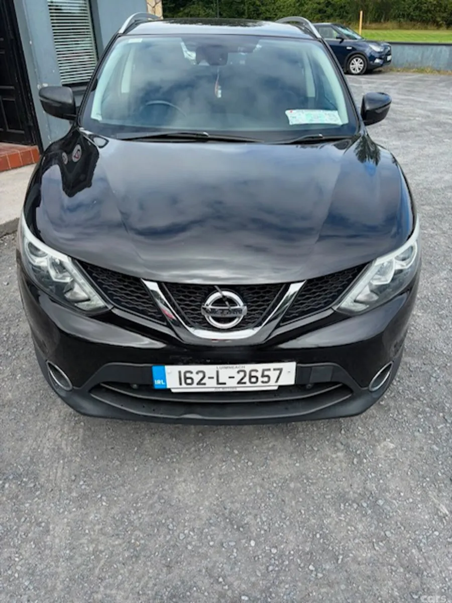 Nissan Qashqai Hatchback, Diesel, 2016, Black