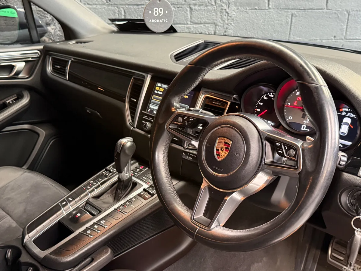 Porsche Macan Coupe, Diesel, 2015, Blue