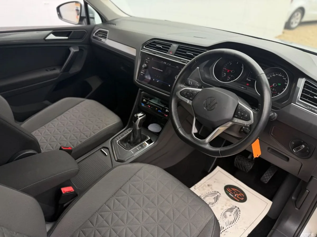 Volkswagen Tiguan SUV, Diesel, 2023, Grey