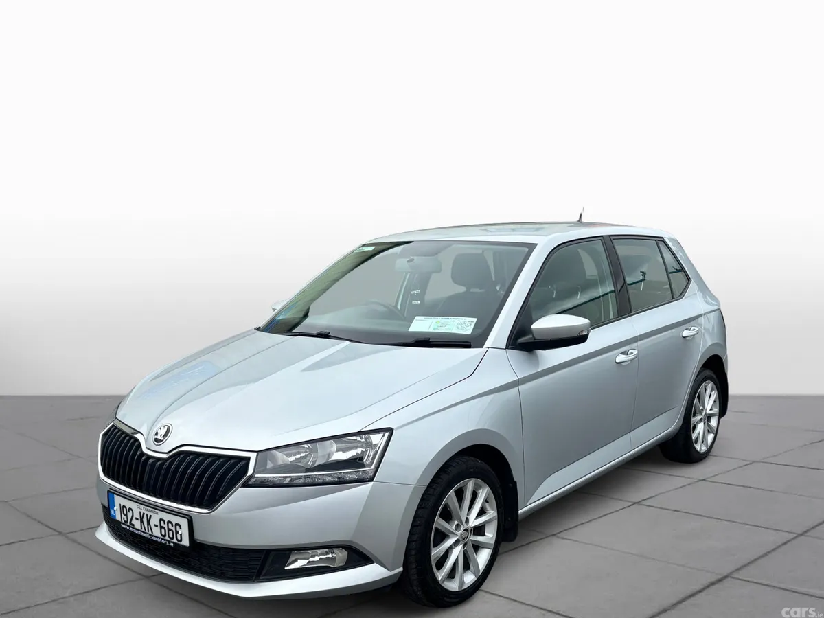 Skoda Fabia Hatchback, Petrol, 2019, Grey