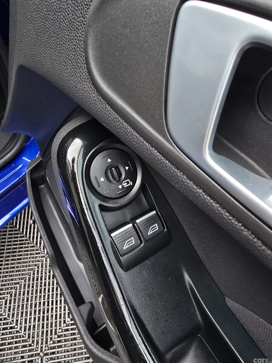 Ford Fiesta Hatchback, Petrol, 2015, Blue