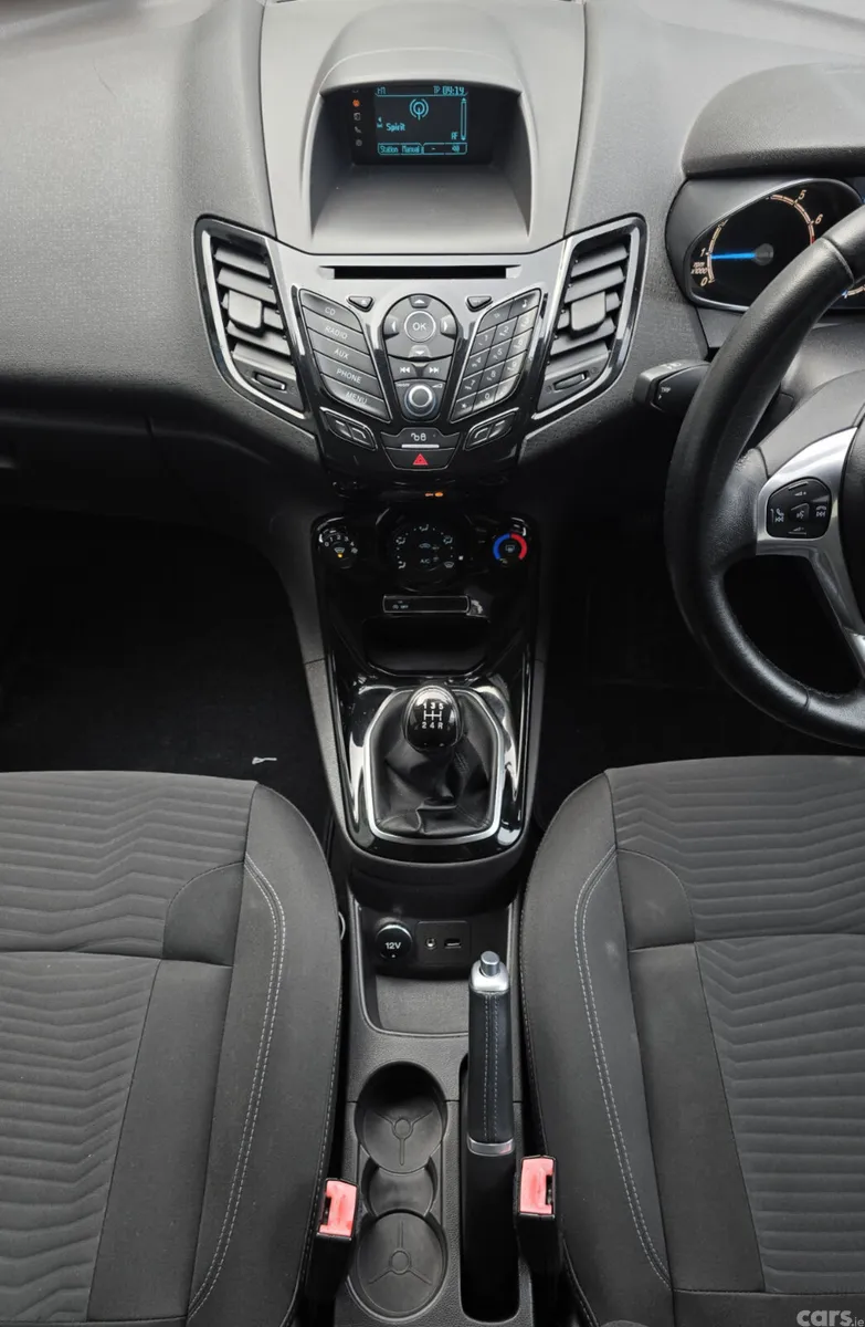 Ford Fiesta Hatchback, Petrol, 2015, Blue