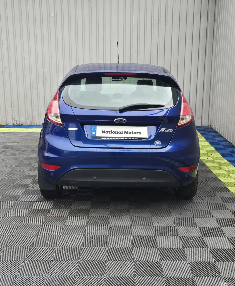 Ford Fiesta Hatchback, Petrol, 2015, Blue