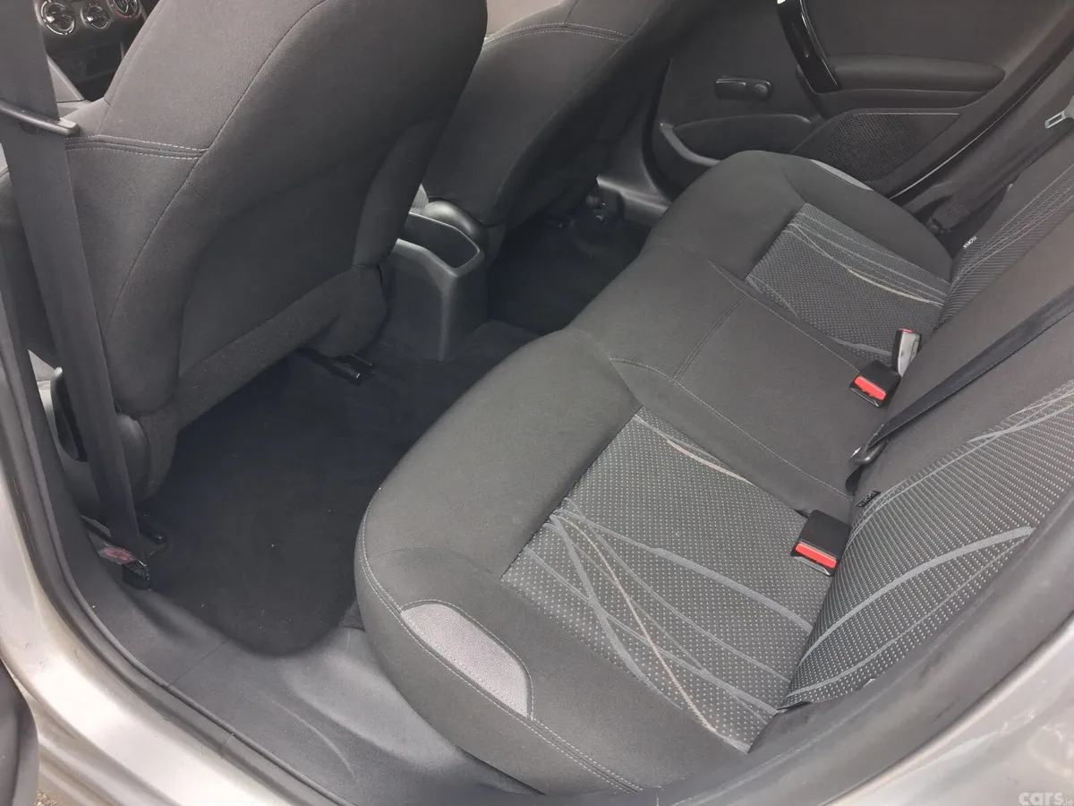 Peugeot 208 Hatchback, Petrol, 2015, Silver