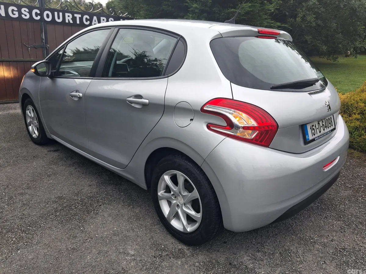 Peugeot 208 Hatchback, Petrol, 2015, Silver