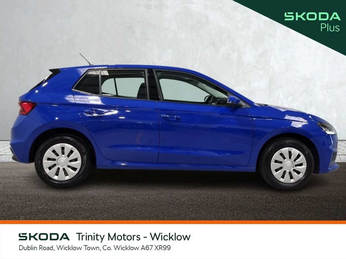 Skoda Fabia Hatchback, Petrol, 2023, Blue