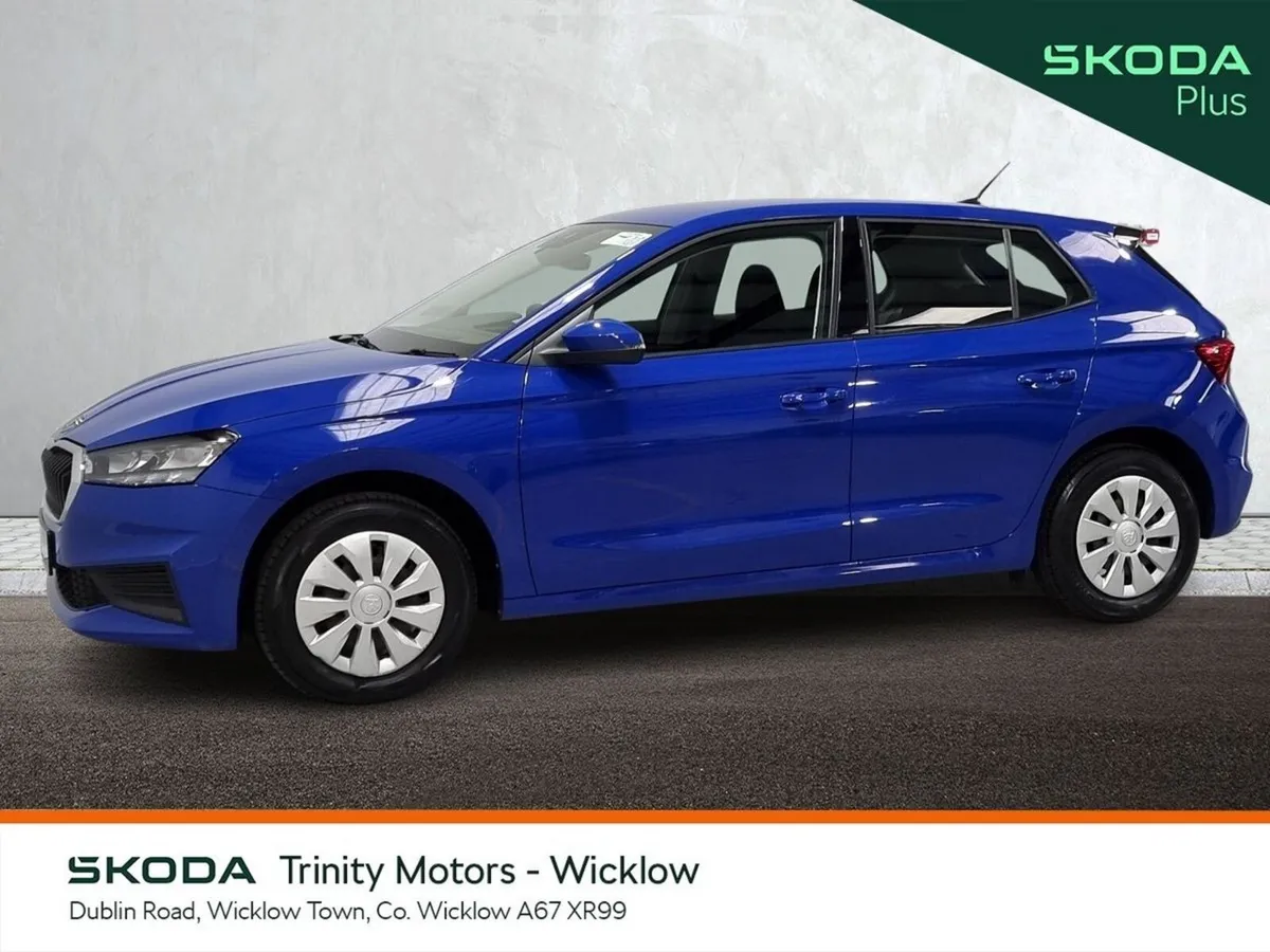 Skoda Fabia Hatchback, Petrol, 2023, Blue