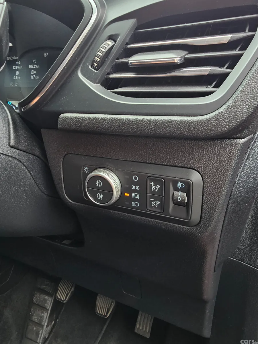 Ford Kuga SUV, Diesel, 2020, Red