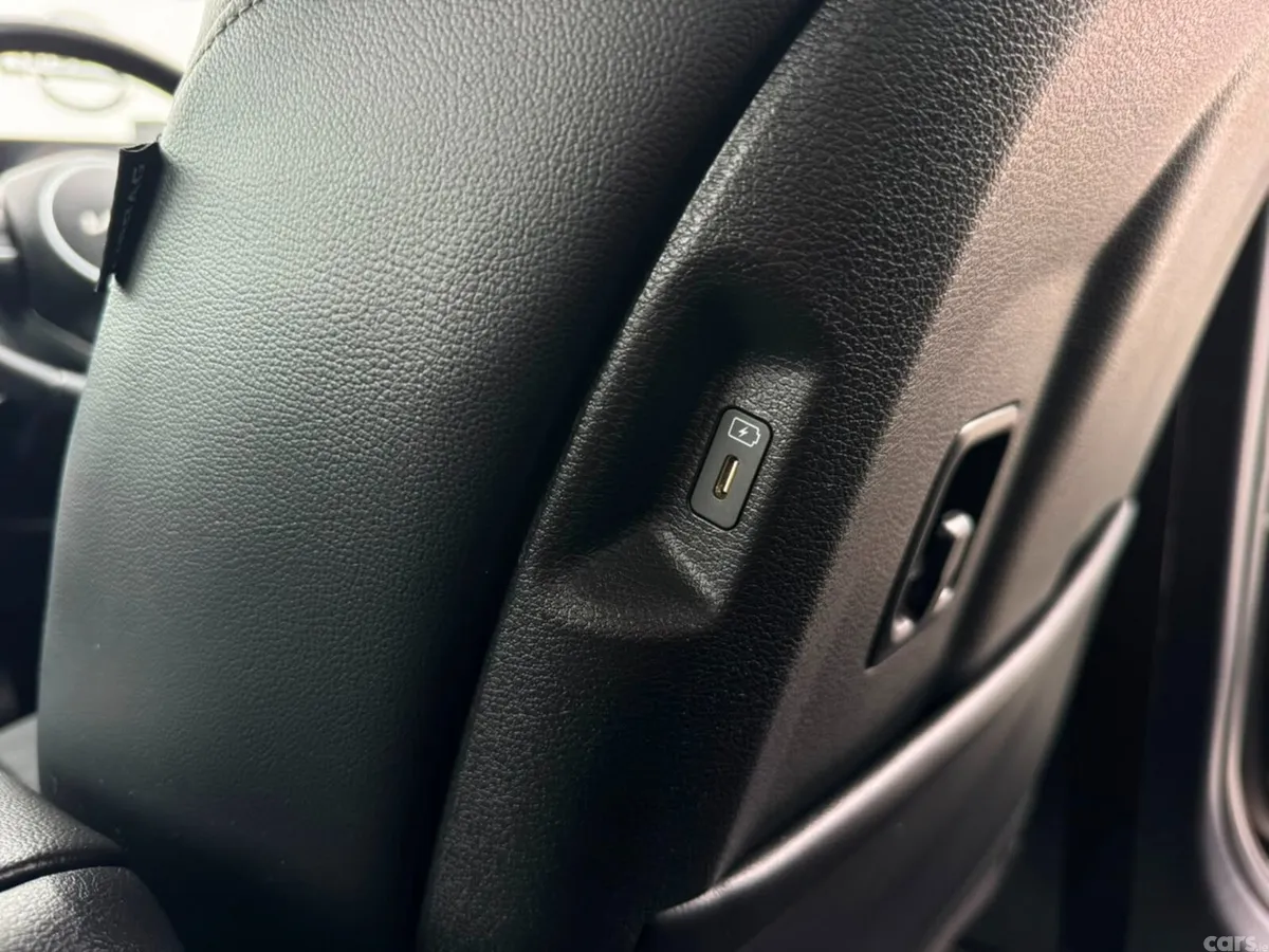 Kia Sportage SUV, Diesel Hybrid, 2023, Black