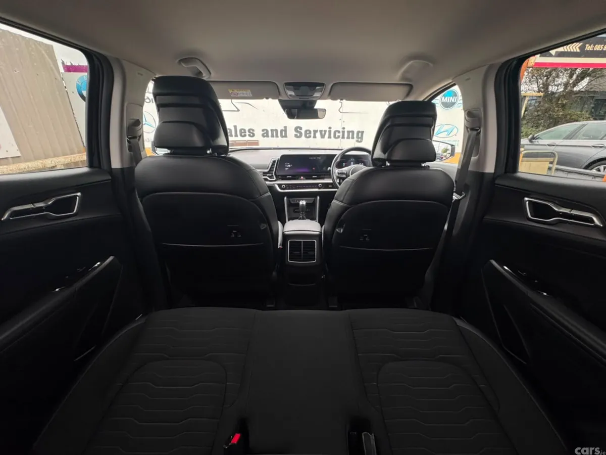 Kia Sportage SUV, Diesel Hybrid, 2023, Black