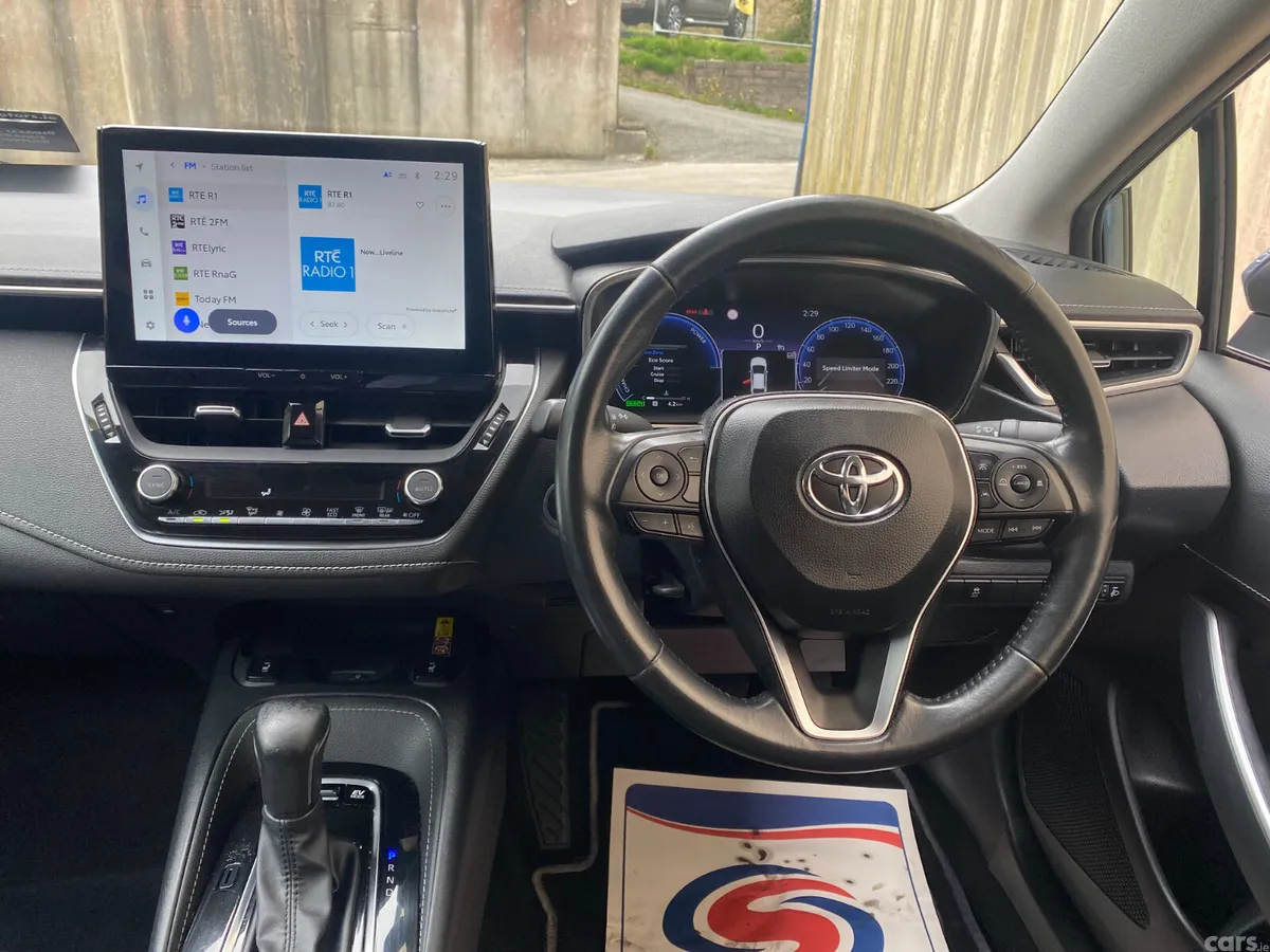 Toyota Corolla Saloon, Petrol Hybrid, 2023, Grey
