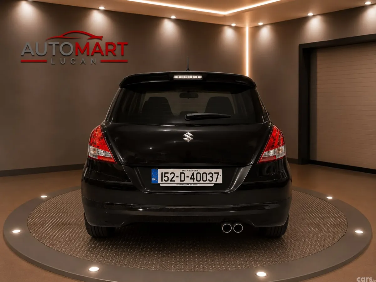 Suzuki Swift Hatchback, Petrol, 2015, Black
