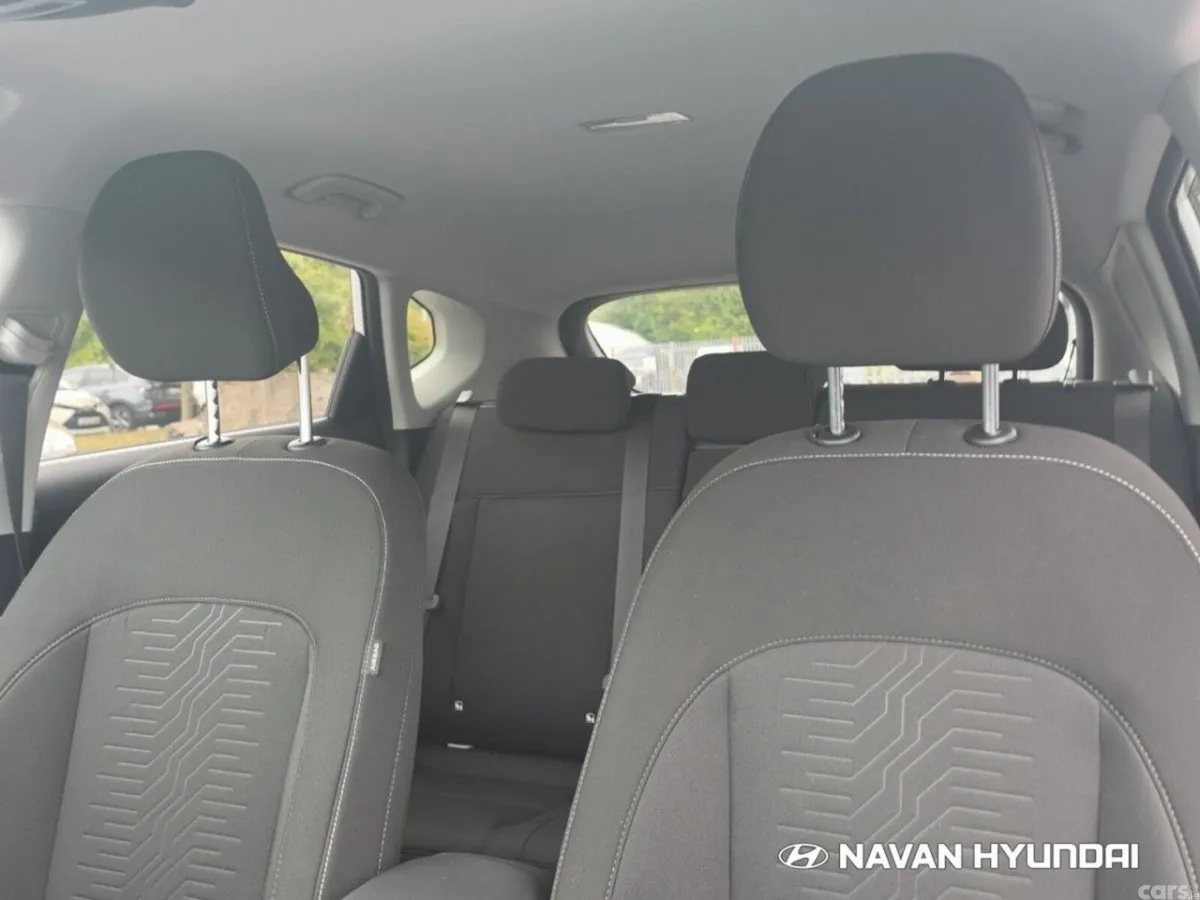 Hyundai KONA MPV, Petrol, 2026, White
