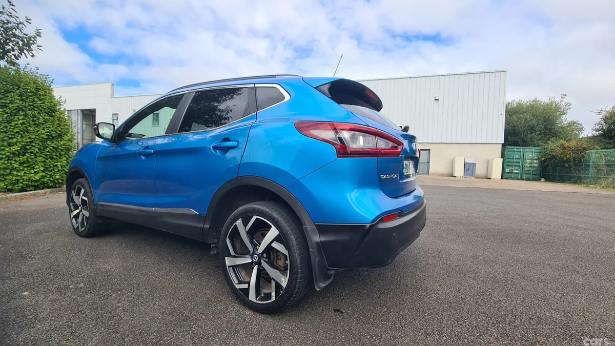 Nissan Qashqai SUV, Diesel, 2020, Blue