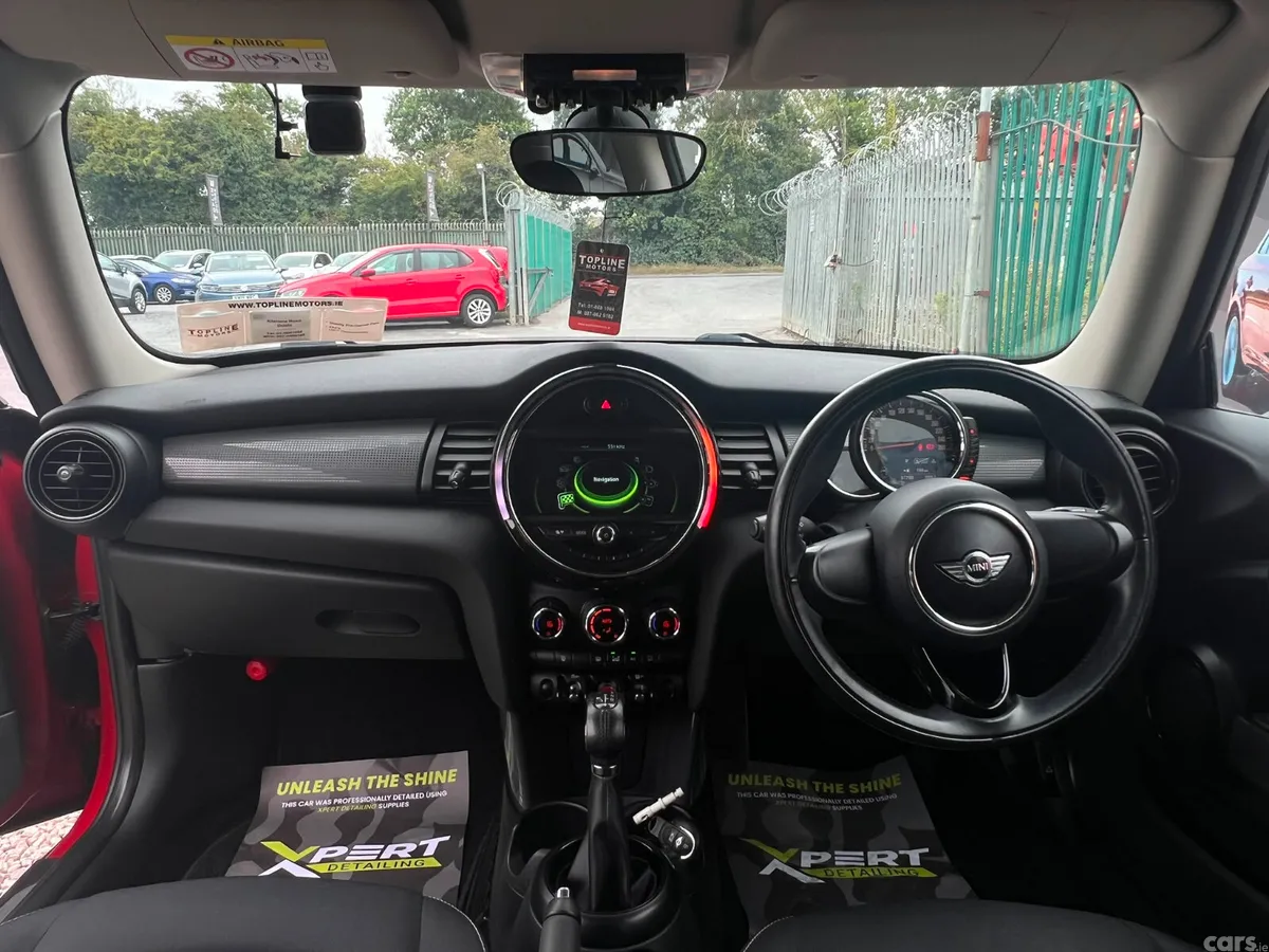 Mini Mini Hatchback, Diesel, 2017, Red