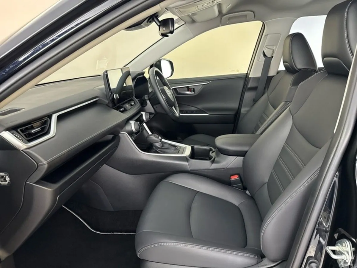 Toyota RAV4 SUV, Petrol Hybrid, 2024, Black