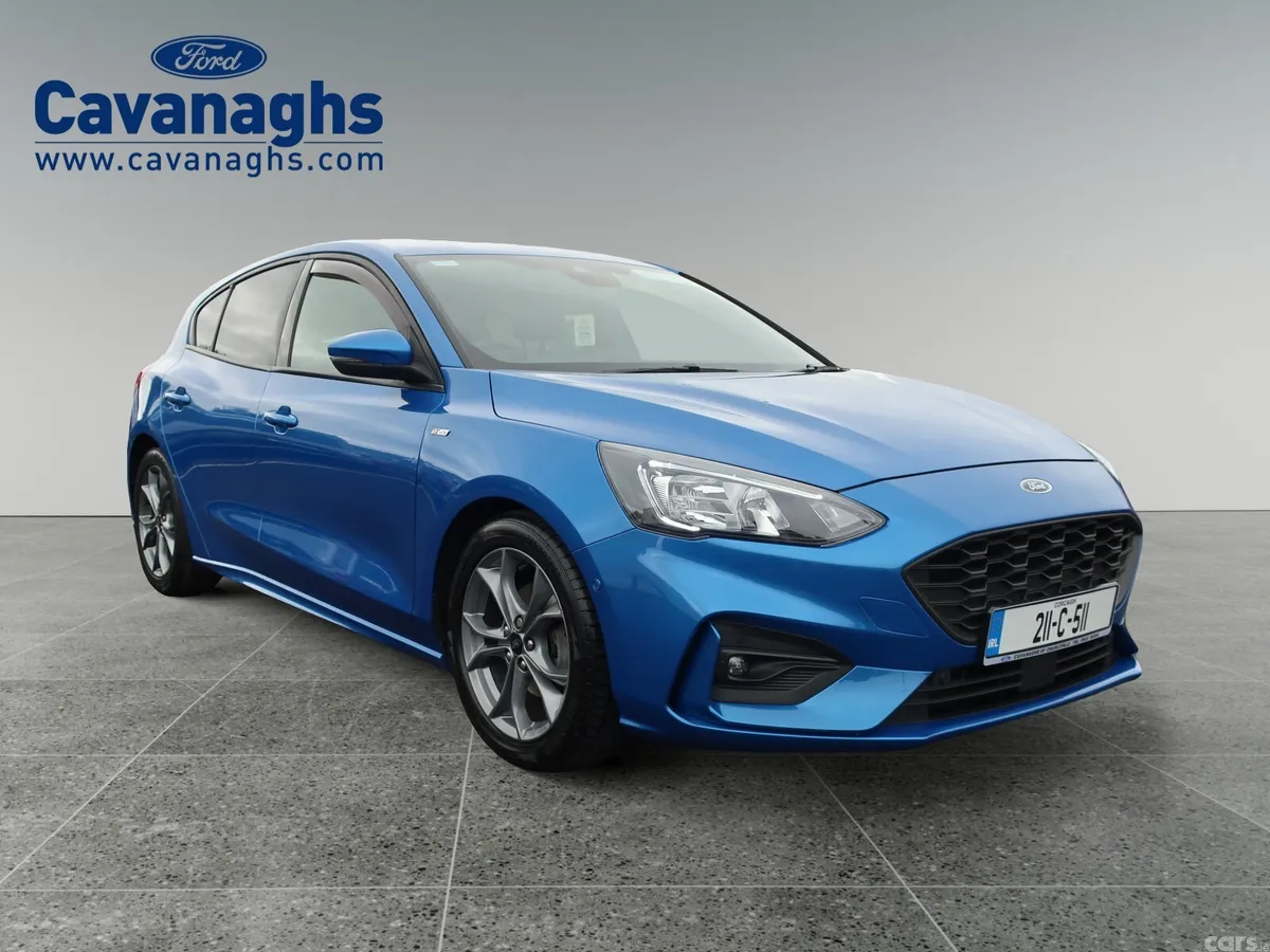 Ford Focus Hatchback, Petrol Hybrid, 2021, Blue