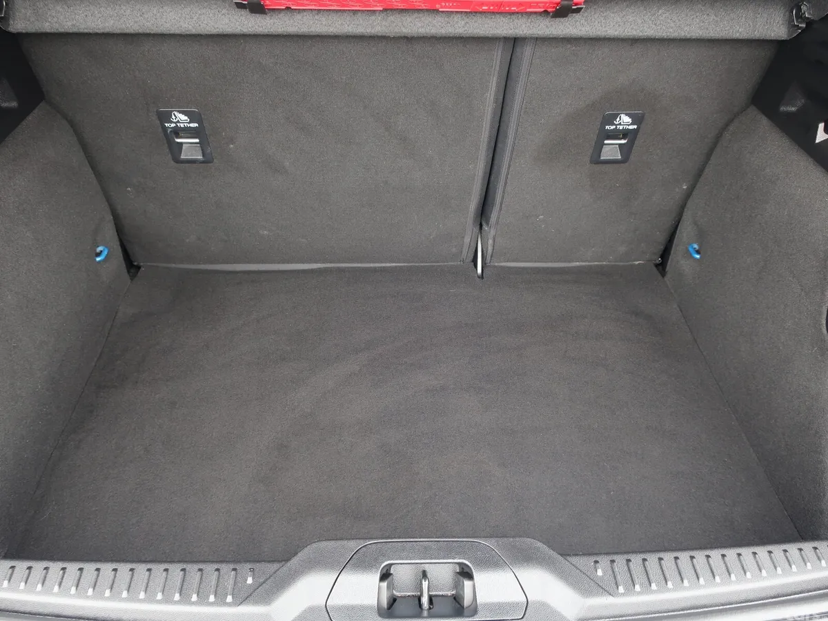 Ford Focus Hatchback, Petrol Hybrid, 2021, Blue