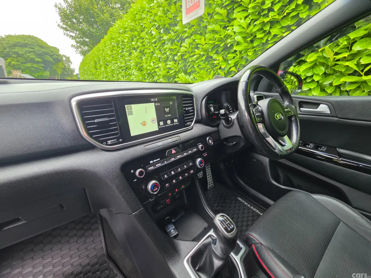 Kia Sportage SUV, Diesel, 2019, Red