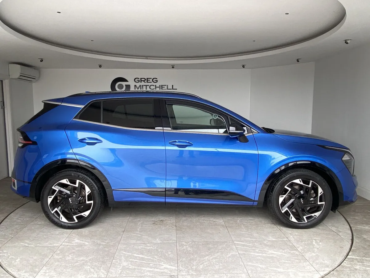 Kia Sportage SUV, Petrol, 2024, Blue