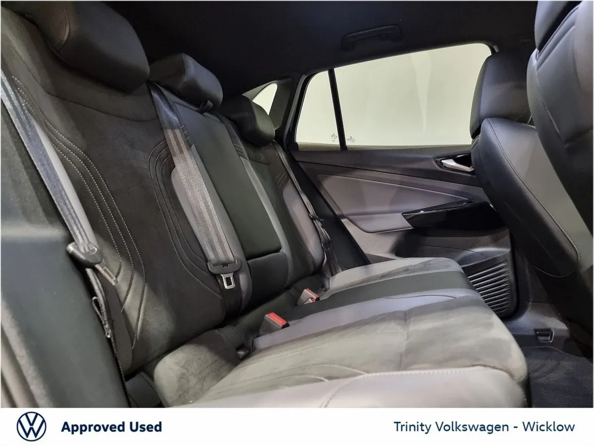 Volkswagen ID.4 Estate, Electric, 2026, Blue