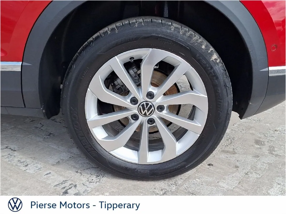 Volkswagen T-Roc SUV, Petrol, 2024, Red