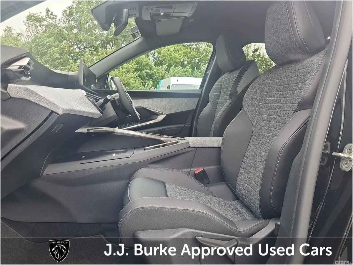Peugeot 3008 SUV, Petrol Hybrid, 2026, Black