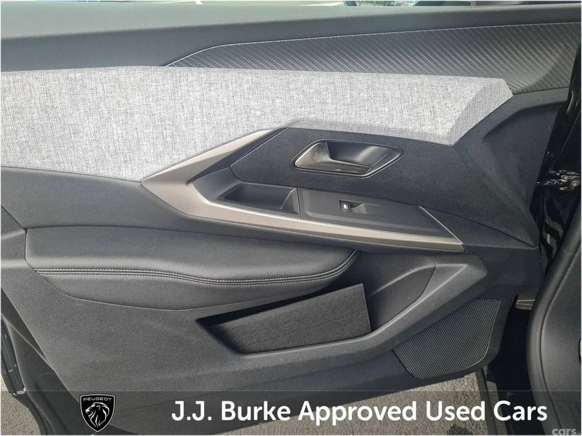 Peugeot 3008 SUV, Petrol Hybrid, 2026, Black