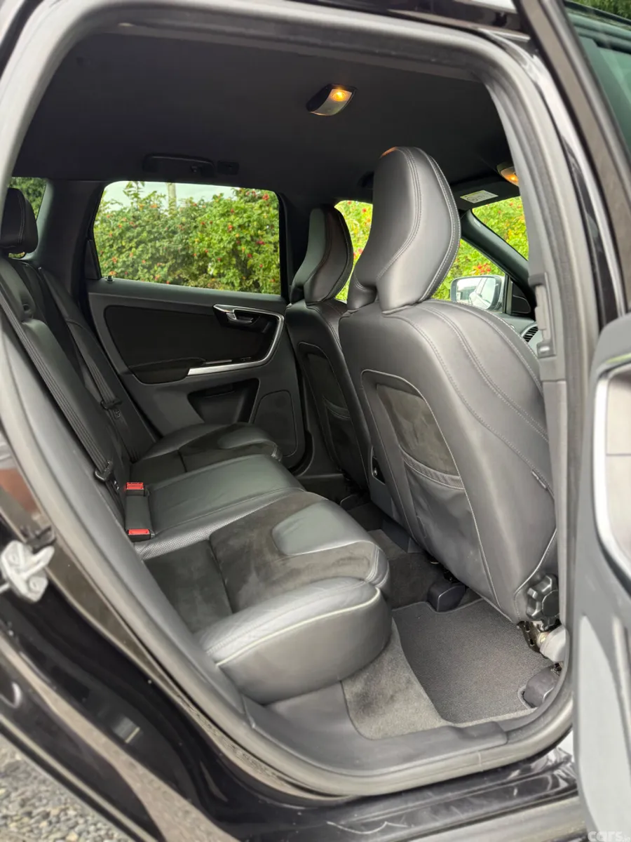 Volvo XC60 SUV, Diesel, 2017, Black